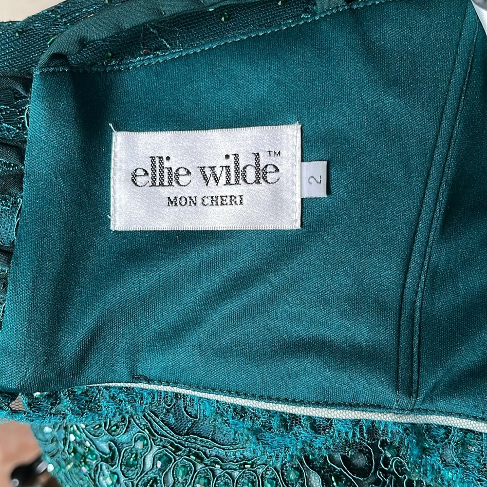 Ellie Wilde Teal Lace Halter Top - Picture 7 of 8